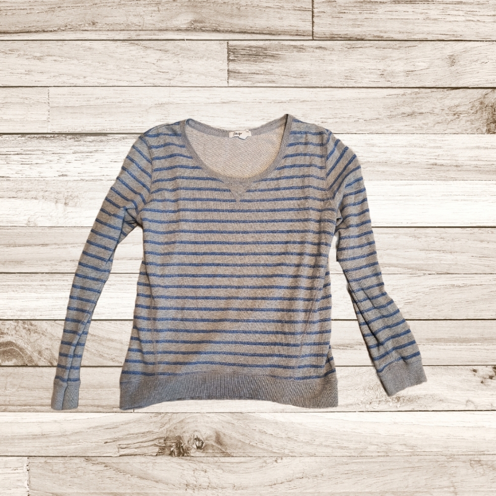 Long sleeve sweater